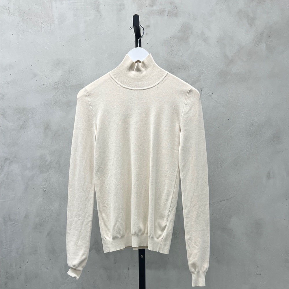 Elegant Cream Turtleneck Sweater